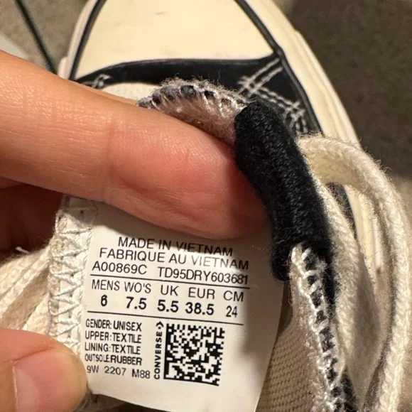 Converse Women's Black and White Platform Sneakers - Picture 4 of 5